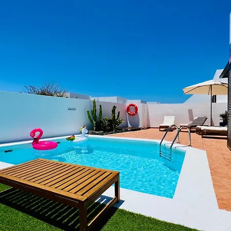 El Salto 37 - Rinnovata 2023, Piscina Riscaldata, Sole Tutto Il Giorno! Wi-fi, Massima Privacy, Ottima Posizione * Playa Blanca (Lanzarote)