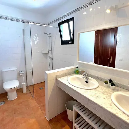 Vila El Salto 37 - Rinnovata 2023, Piscina Riscaldata, Sole Tutto Il Giorno! Wi-fi, Massima Privacy, Ottima Posizione