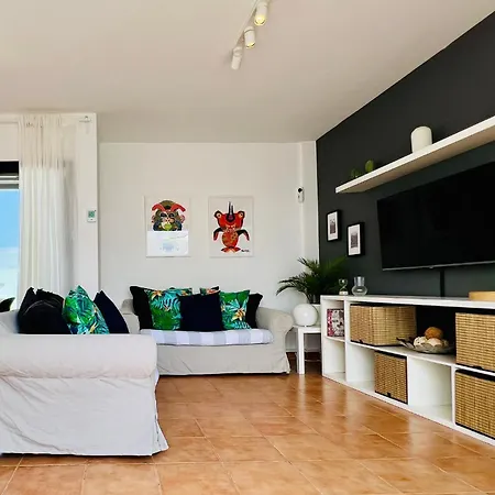Villa El Salto 37 - Rinnovata 2023, Piscina Riscaldata, Sole Tutto Il Giorno! Wi-fi, Massima Privacy, Ottima Posizione