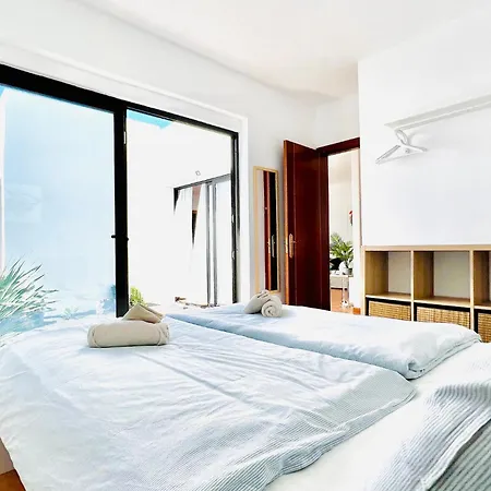 Villa El Salto 37: Renovated Retreat With Heated Pool And All-day Sun