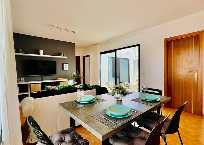 El Salto 37 - Rinnovata 2023, Piscina Riscaldata, Sole Tutto Il Giorno! Wi-fi, Massima Privacy, Ottima Posizione * Playa Blanca (Lanzarote)